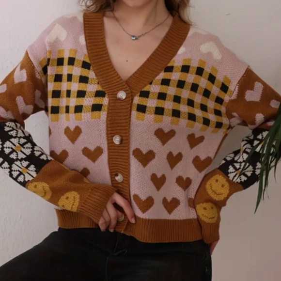 Colorblock Heart Daisy sweater Cardigan - Picture 1 of 3